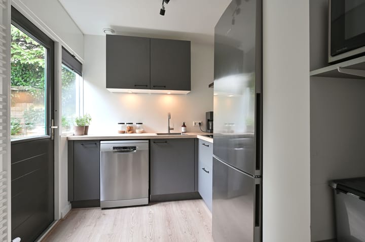 Foto 7 van B. van Rooijenstraat 2