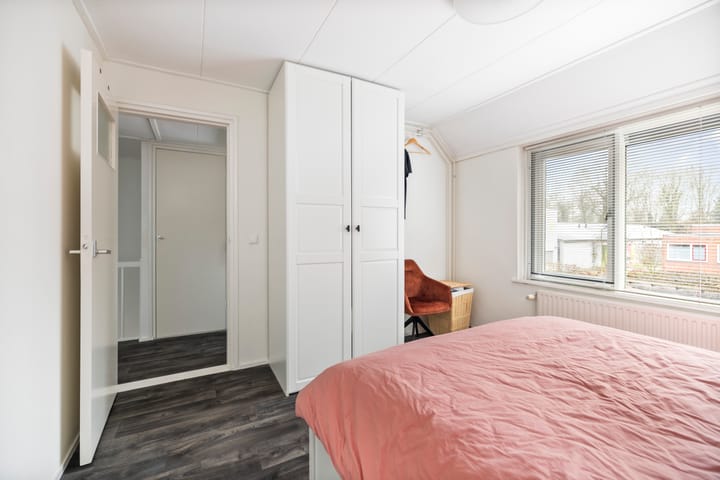 Photo 10 of Eefdestraat 4