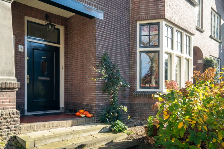 Photo 6 of Kortenaerstraat 14