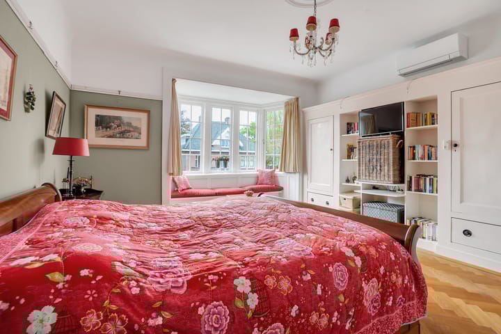 Photo 32 of Kortenaerstraat 14