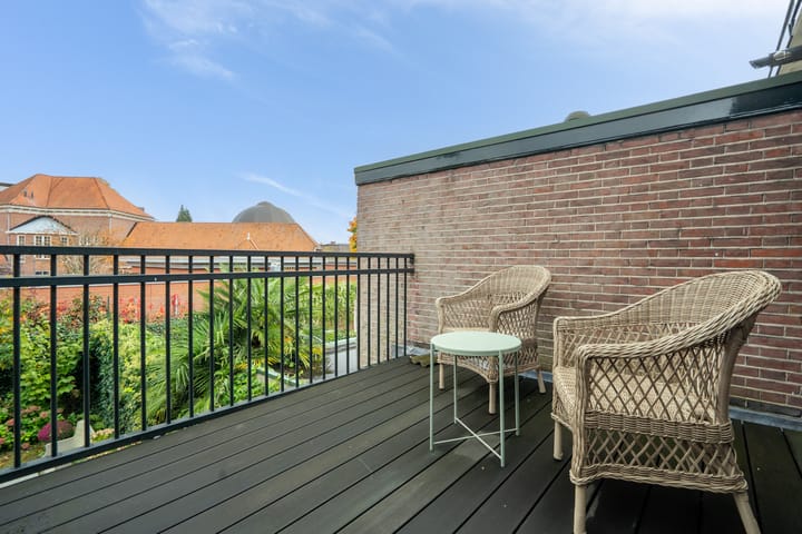 Photo 38 of Kortenaerstraat 14