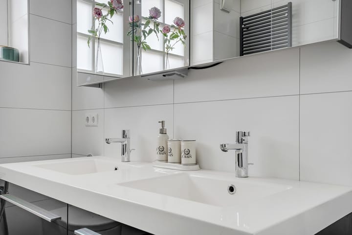 Photo 43 of Kortenaerstraat 14