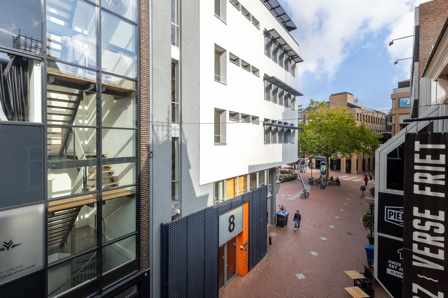 View photo 3 of Jan van Hooffstraat 8-C