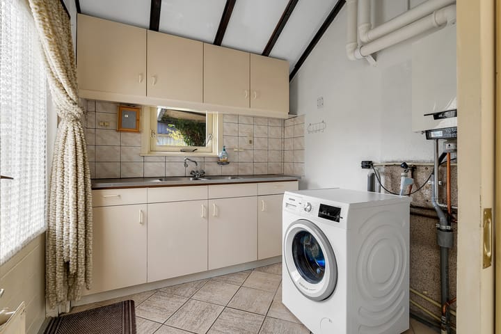 Photo 13 of Frans Halsstraat 11