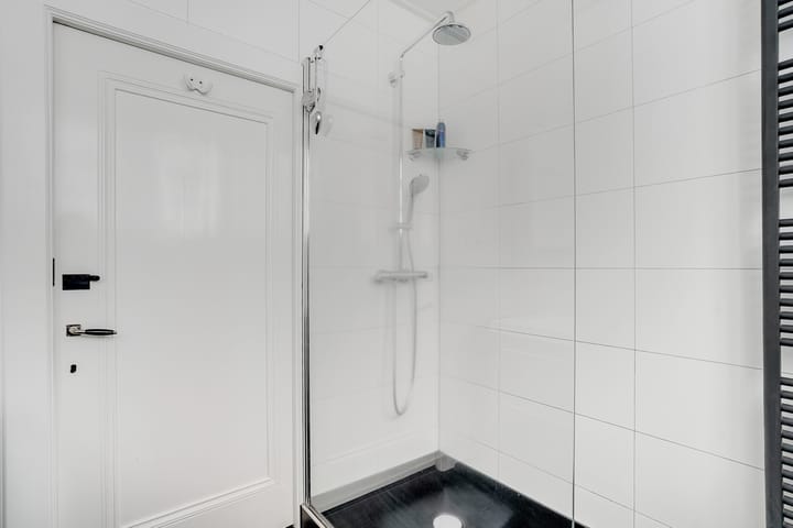 Photo 42 of Kortenaerstraat 14