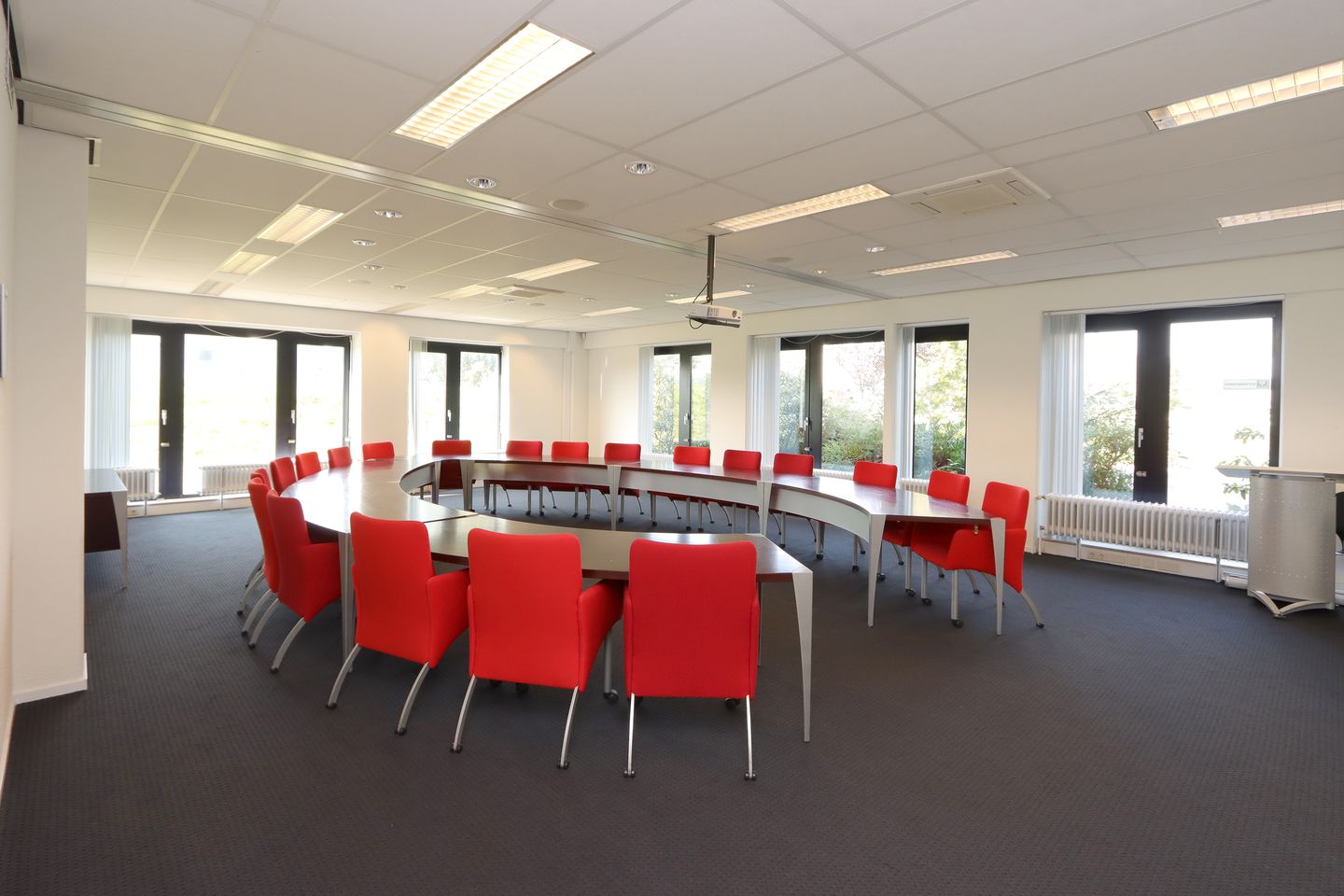View photo 3 of Radioweg 2-6