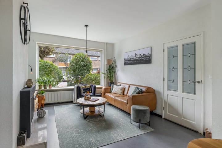 Foto 8 van Van Zuylenstraat 36