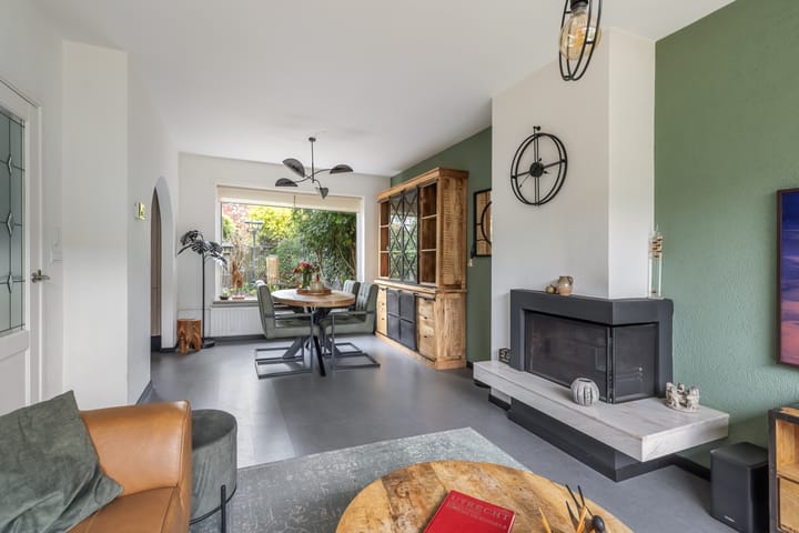 Foto 12 van Van Zuylenstraat 36