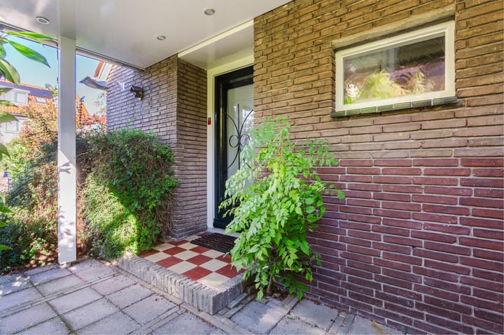 Foto 12 van Albertine Agneslaan 8