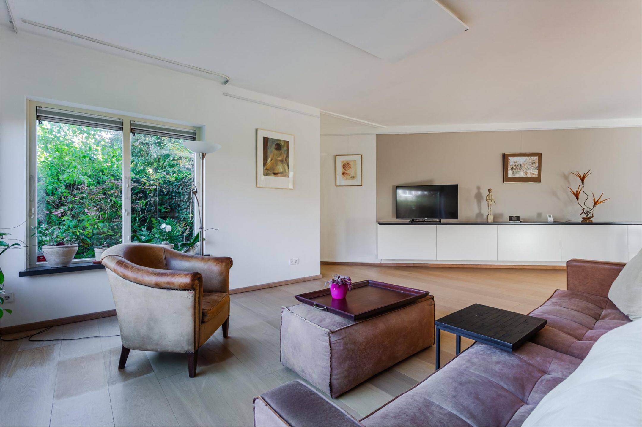 Foto 18 van Albertine Agneslaan 8