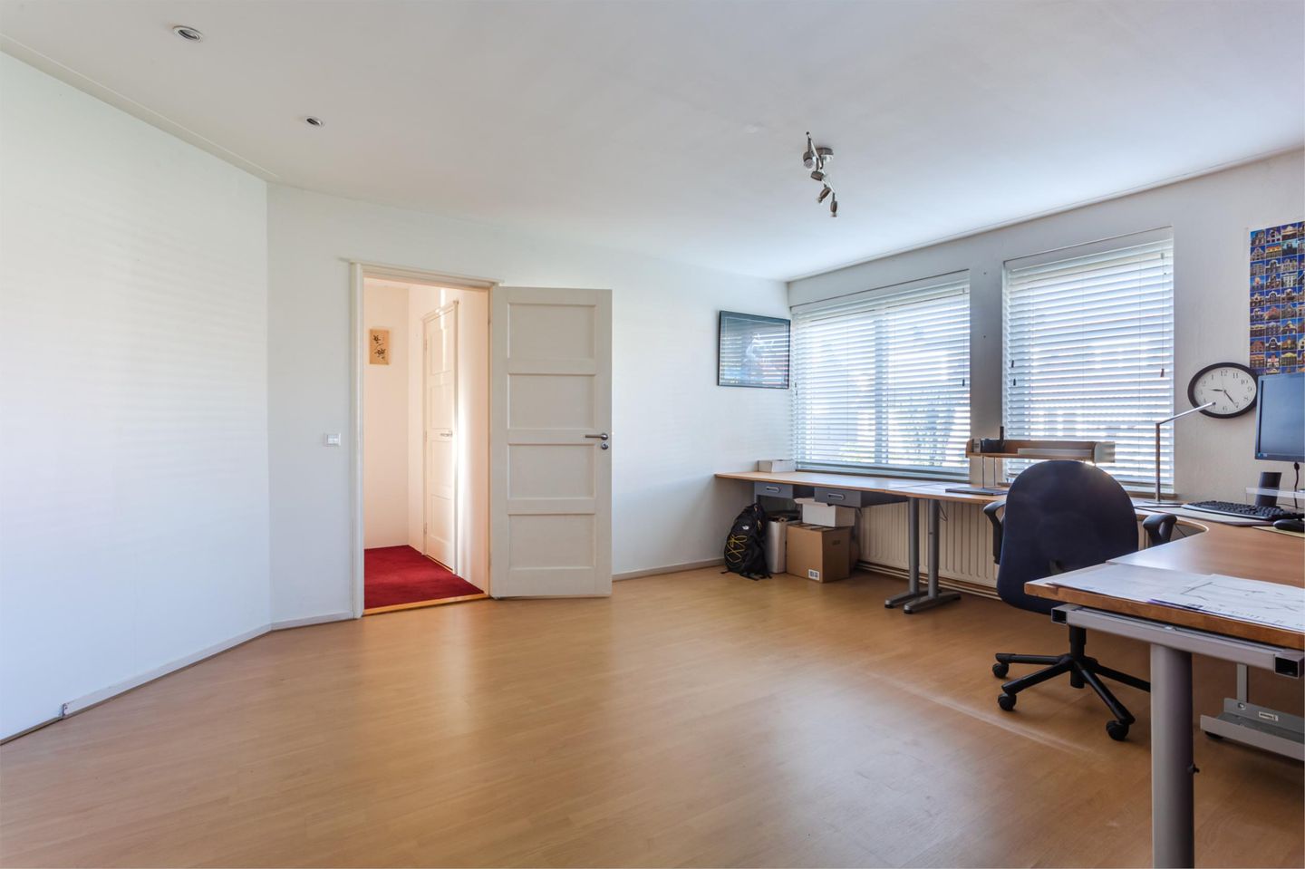 Foto 40 van Albertine Agneslaan 8