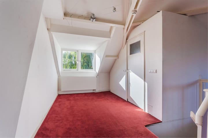 Foto 53 van Albertine Agneslaan 8