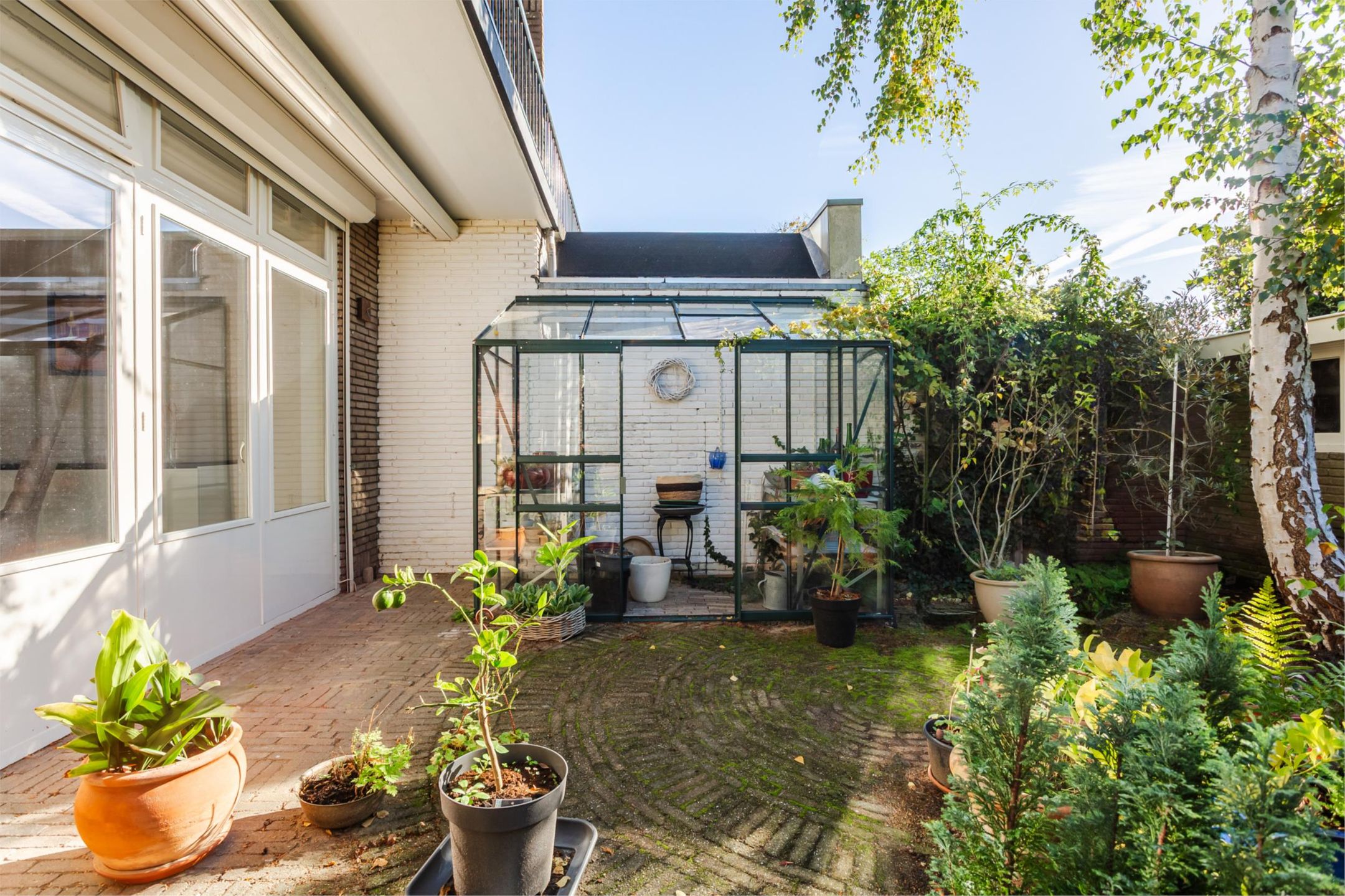 Foto 63 van Albertine Agneslaan 8