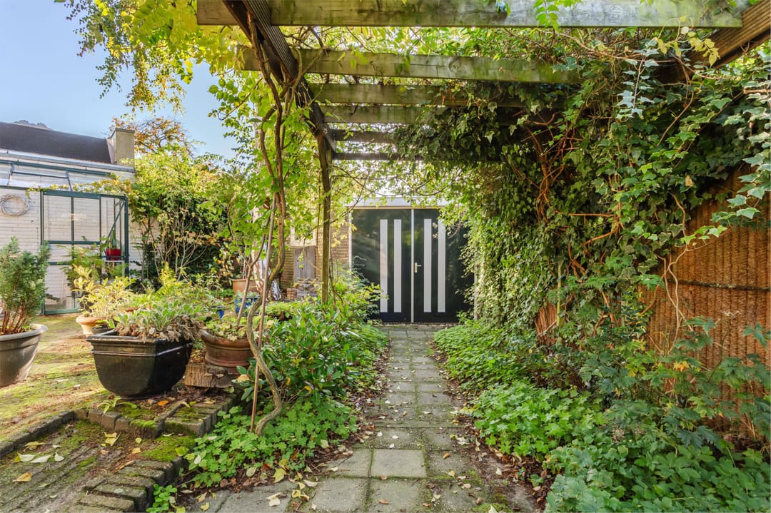 Foto 67 van Albertine Agneslaan 8