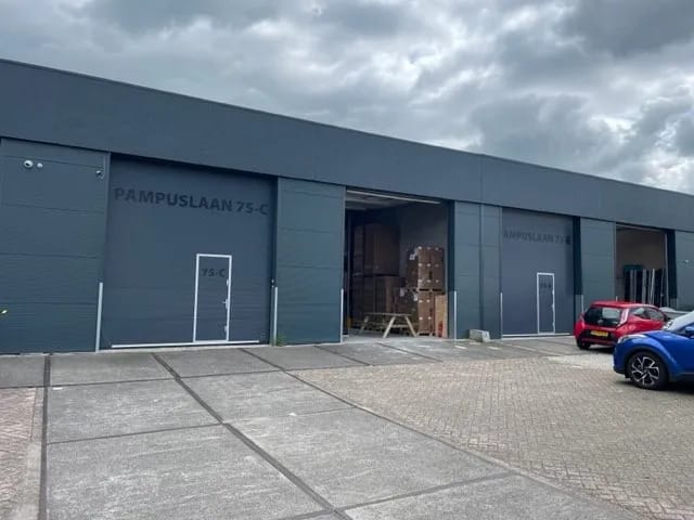 Pampuslaan 75, Weesp