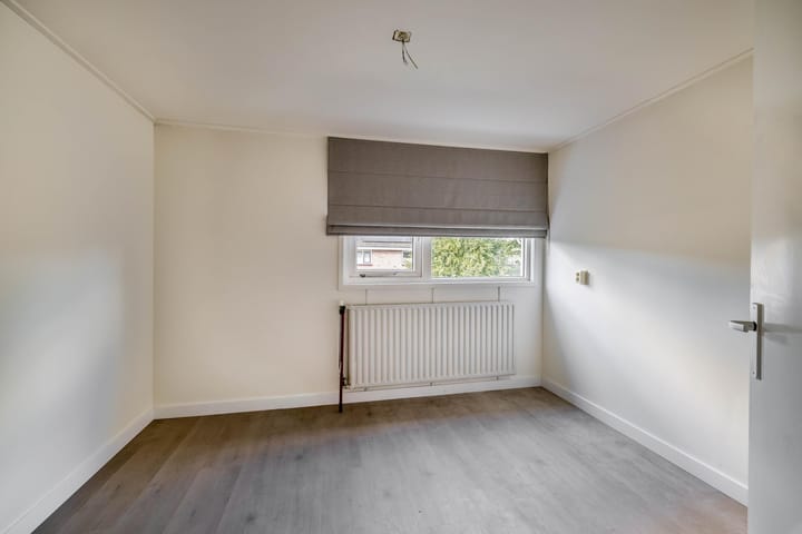 Foto 16 van Van der Waalslaan 9