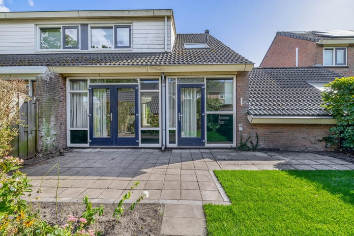 Foto 21 van Van der Waalslaan 9