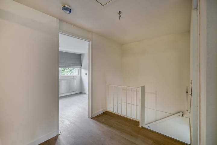 Foto 15 van Van der Waalslaan 9