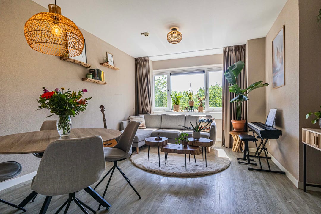 Foto 2 van Stationsplein 12-B