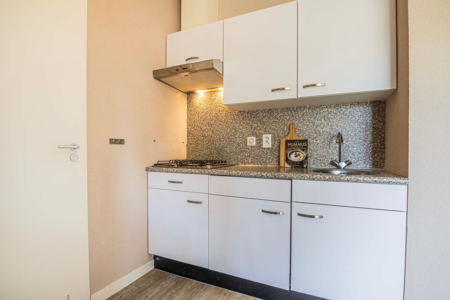 Foto 10 van Stationsplein 12-B