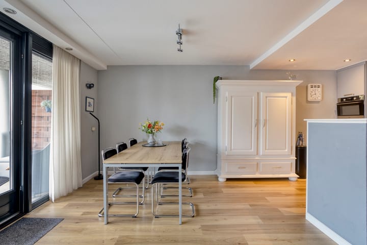 Foto 12 van Praagsingel 386