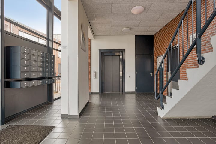 Foto 24 van Praagsingel 386