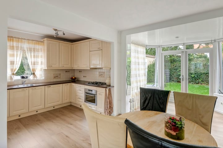 Foto 12 van Margrietstraat 2