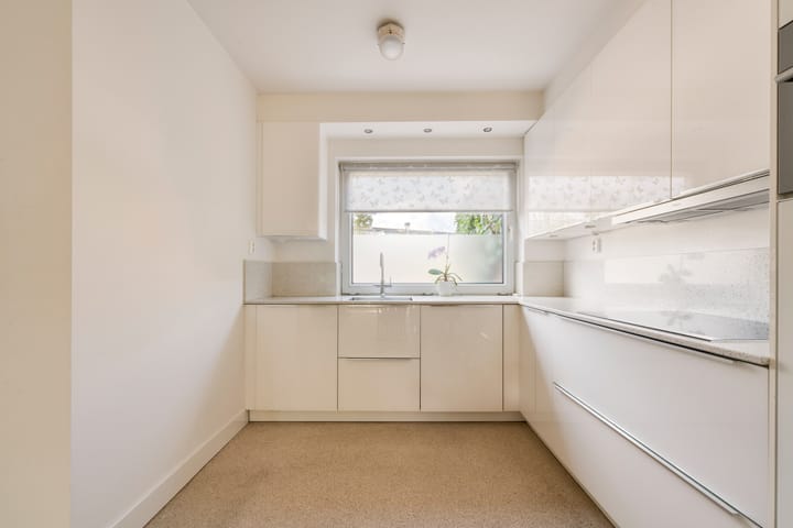 Foto 9 van Schweitzerstraat 64