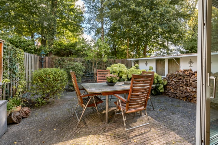 Foto 27 van Schweitzerstraat 64