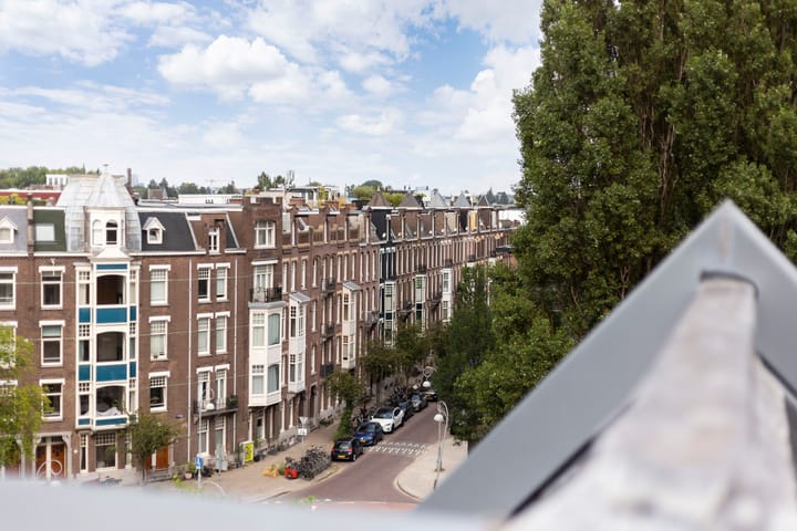 Foto 28 van Valeriusplein 14-G