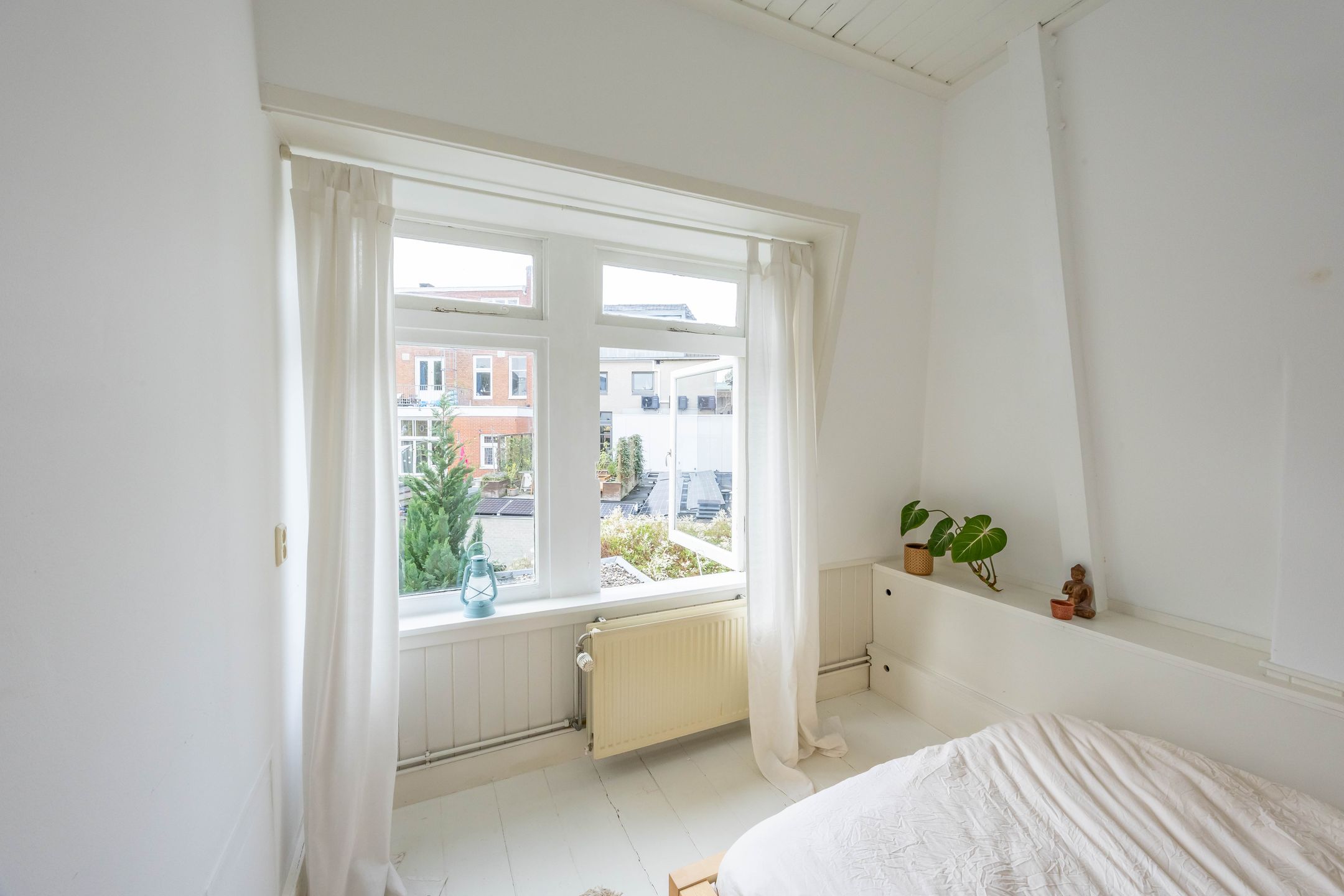 Photo 27 of Westerhavenstraat 17