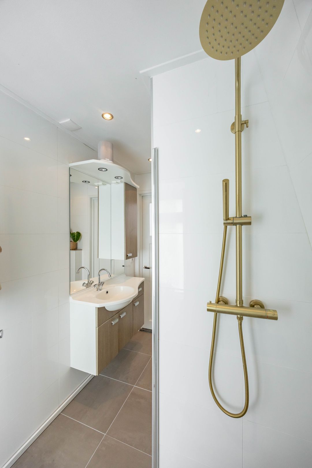 Photo 31 of Westerhavenstraat 17