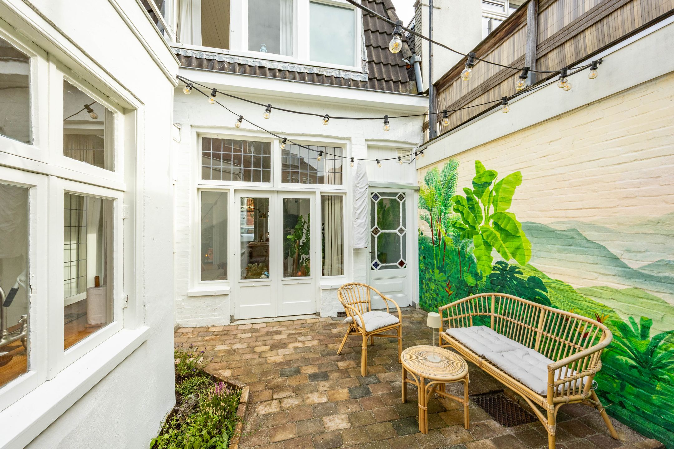 Photo 33 of Westerhavenstraat 17