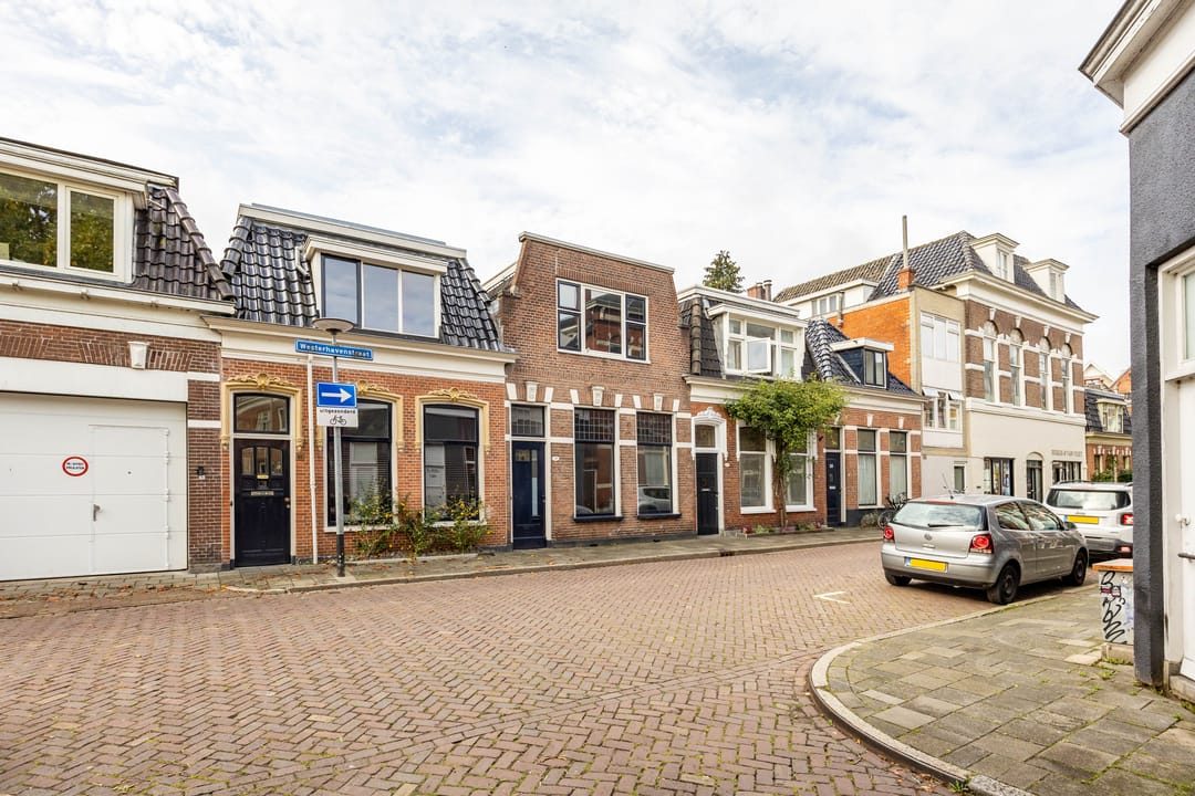 Photo 38 of Westerhavenstraat 17