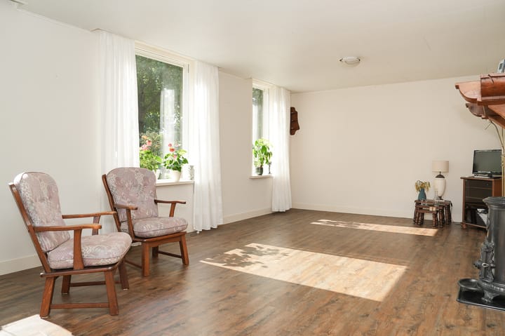 Photo 3 of Bisschopweg 9