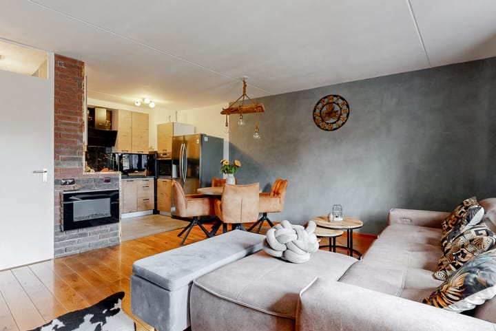 Photo 8 of Kraijenhoffstraat 17