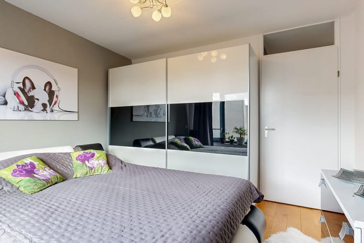 Photo 16 of Kraijenhoffstraat 17