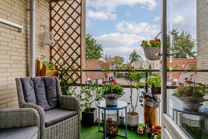 Photo 19 of Kraijenhoffstraat 17