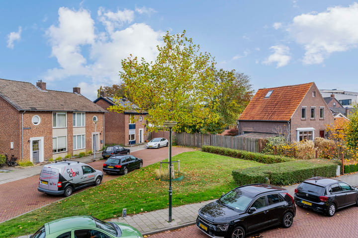 Photo 21 of Kraijenhoffstraat 17