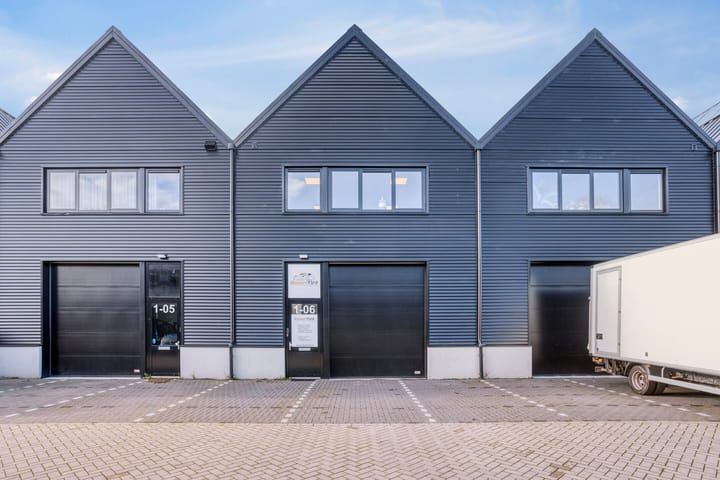 Burgemeester Hoffscholteweg 1-06, Aalsmeer