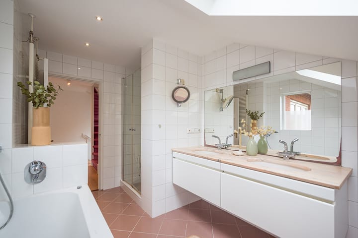 Foto 35 van Alberdingk Thijmlaan 3