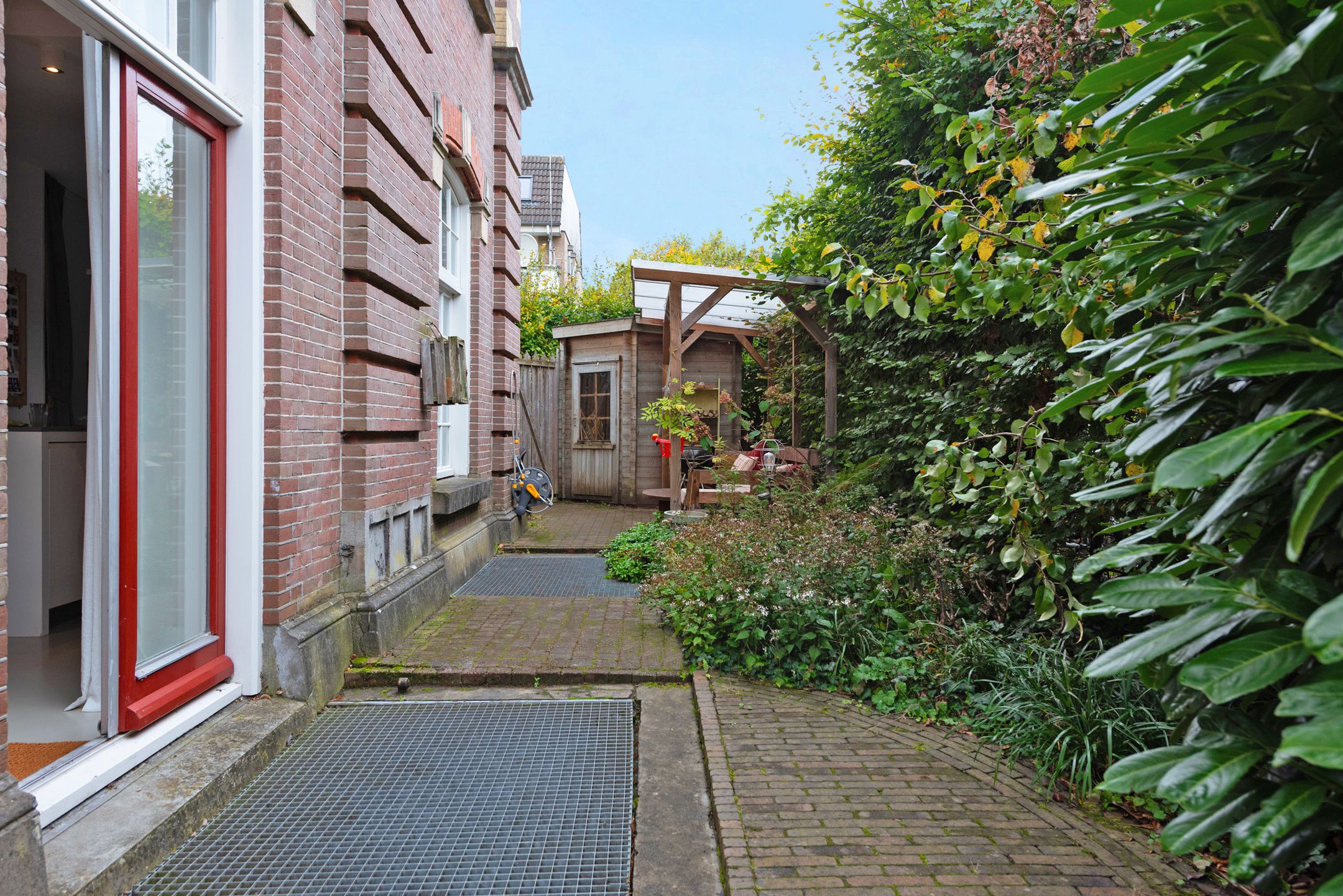 Foto 30 van Graaf Hendriklaan 1