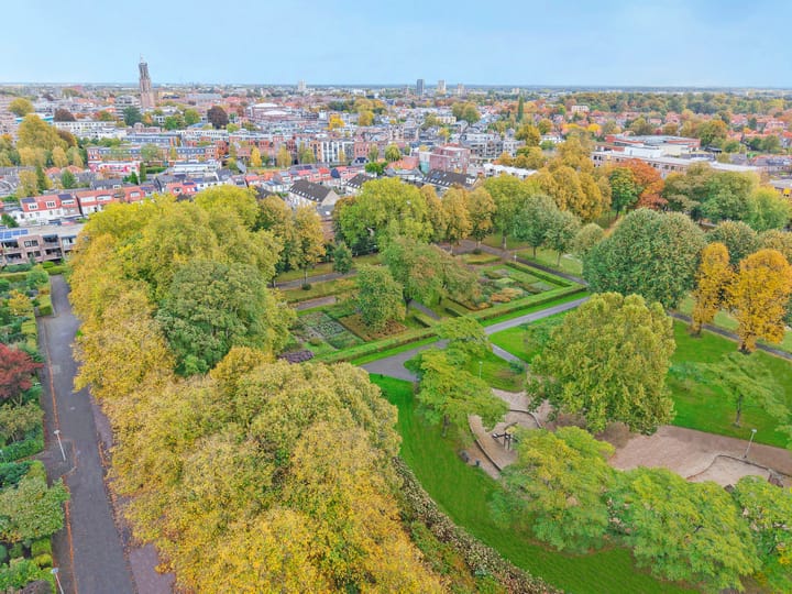 Foto 36 van Graaf Hendriklaan 1