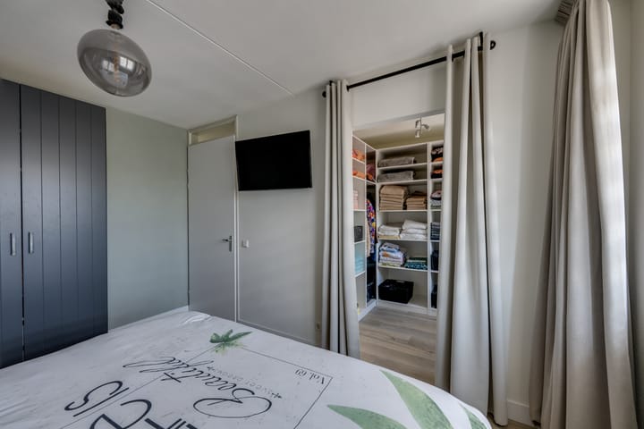 Foto 20 van Wilgenroos 15