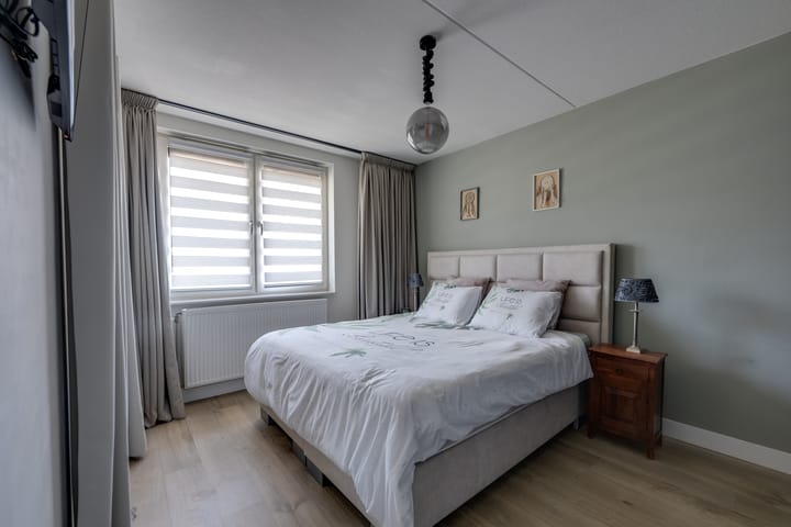 Foto 17 van Wilgenroos 15