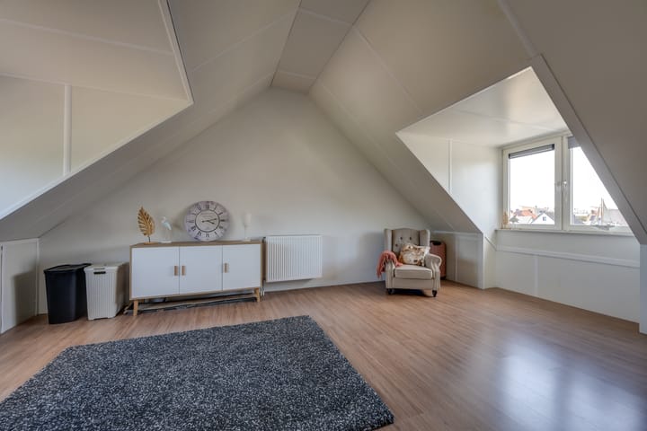 Foto 25 van Wilgenroos 15