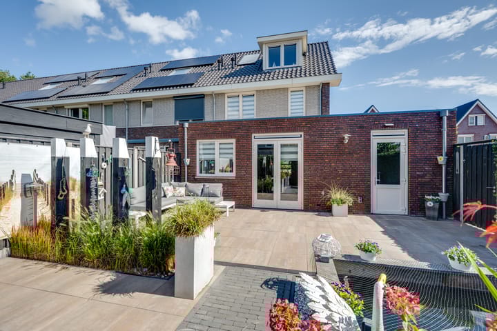 Foto 30 van Wilgenroos 15