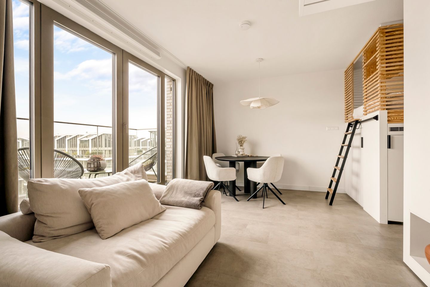 Photo 4 of Cruquiusweg 79-F1