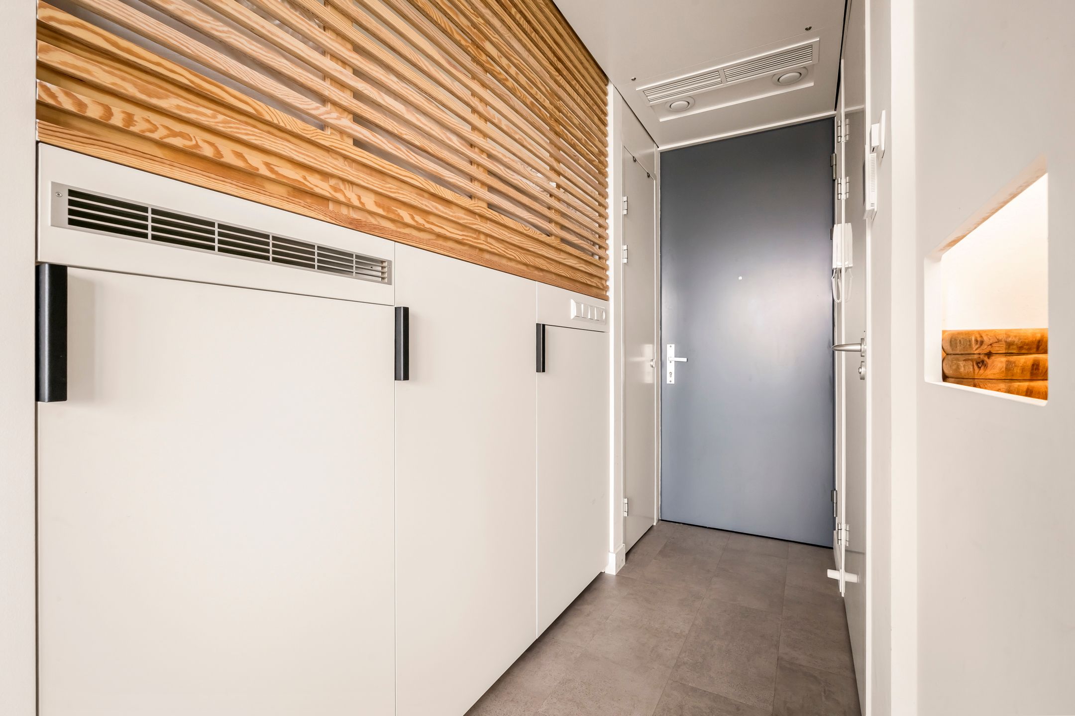 Photo 12 of Cruquiusweg 79-F1