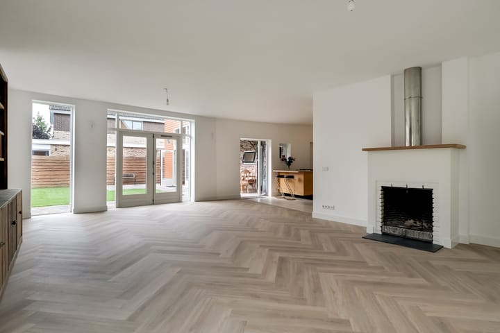 Photo 14 of Van Goghhof 63